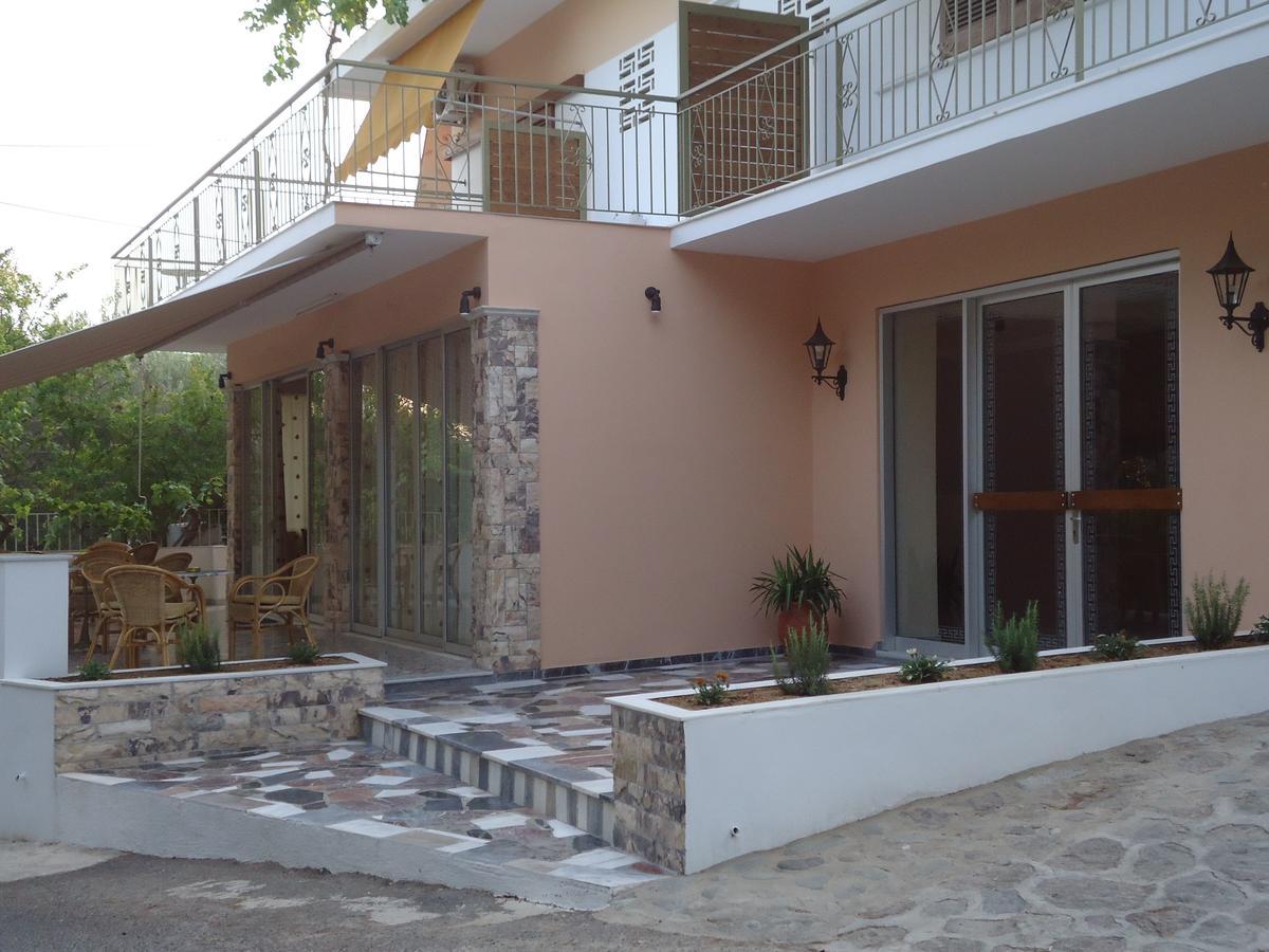 Hermes Agia Marina  المظهر الخارجي الصورة